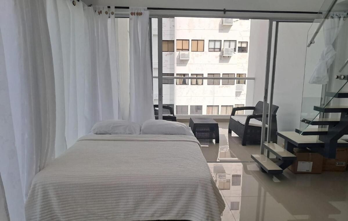 En Bocagrande Piscina, Jacuzzi Y A 2 Cuadras Del Mar * Cartagena