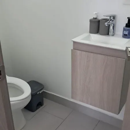 En Bocagrande Piscina, Jacuzzi Y A 2 Cuadras Del Mar Apartamento Cartagena